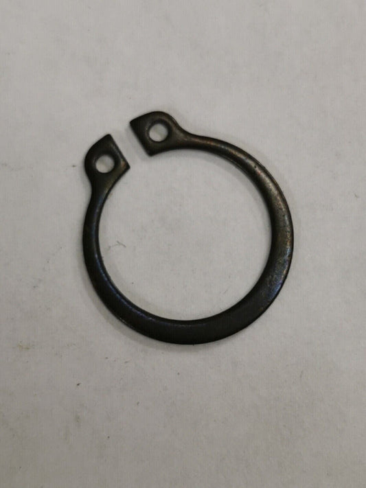 NOS PUCH BOMBARDIER MAXI  CIRCLIP 769-004-617   P3