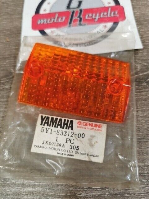 NOS YAMAHA XT200J XT550K XT350H DT50LC XT600L FLASHER LENS 5Y1-83312-00-00 Y151