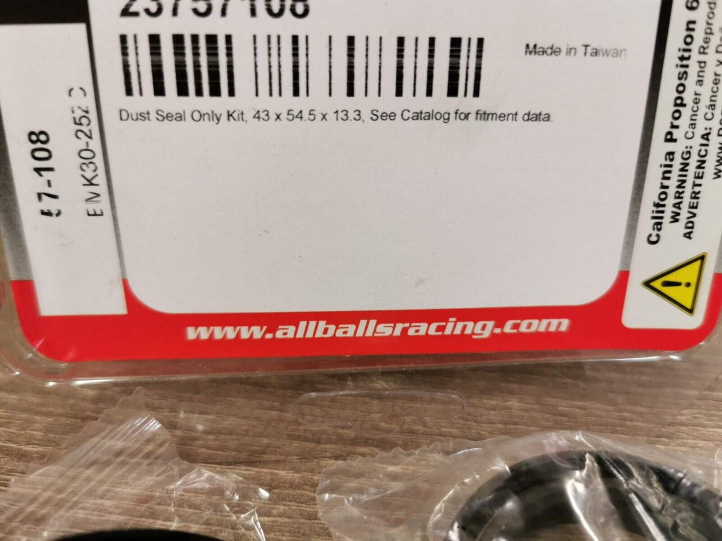 NOS ALL BALLS  XV1600 XV1700 Raptor 650 CR125 FORK DUST SEAL KIT 57-108 J52