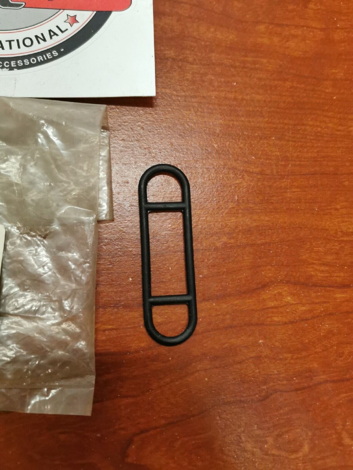 NOS Yamaha FUEL TANK GASKET 1J7-24512-00-00 Y70