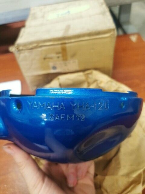 NOS Yamaha 1973 1974 RD250 HEADLIGHT BODY BUTTERFLY BLUE 360-84330-61-F2 Y153