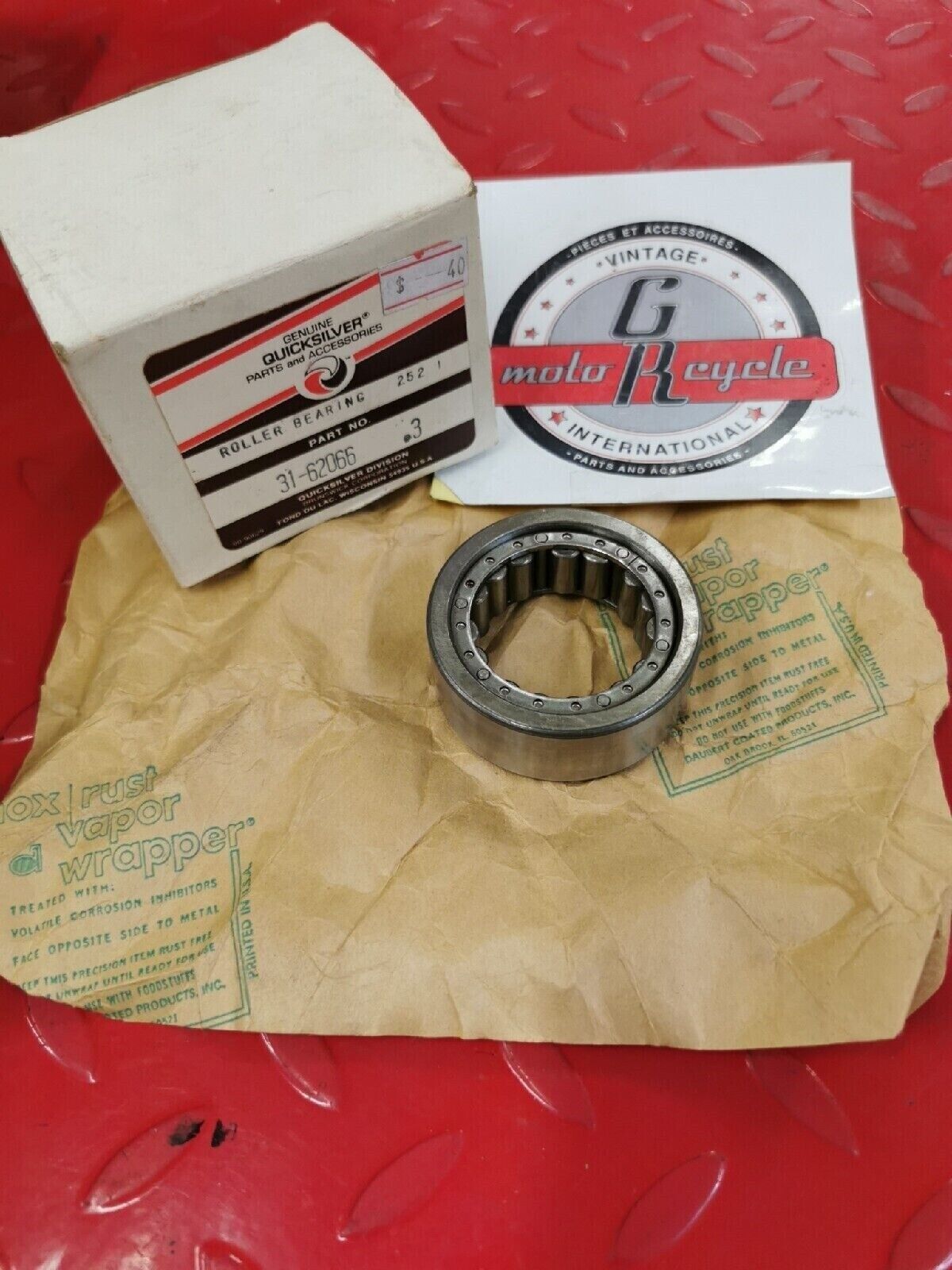 NOS Quicksilver  Bearing 31-62066   A3