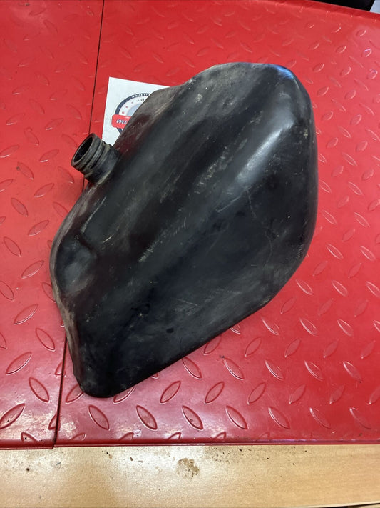 Suzuki RV90 1975 Fuel tank gas petrol reservoir