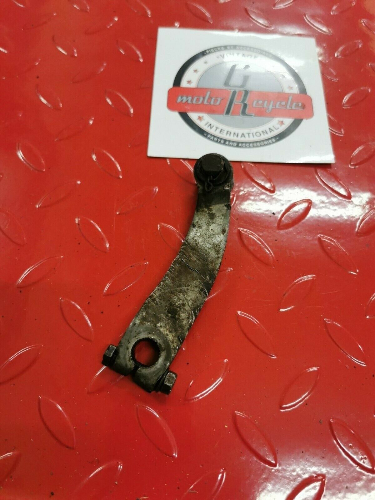 Yamaha IT175 1981 rear brake panel hub drum plate lever arm XT350 YZ100