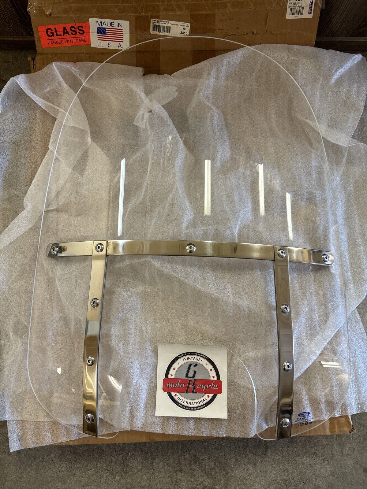 NOS MEMPHIS SHADES MEMPHIS FATS 21" CLEAR WINDSHIELD 7" CUTOUT MEM3410