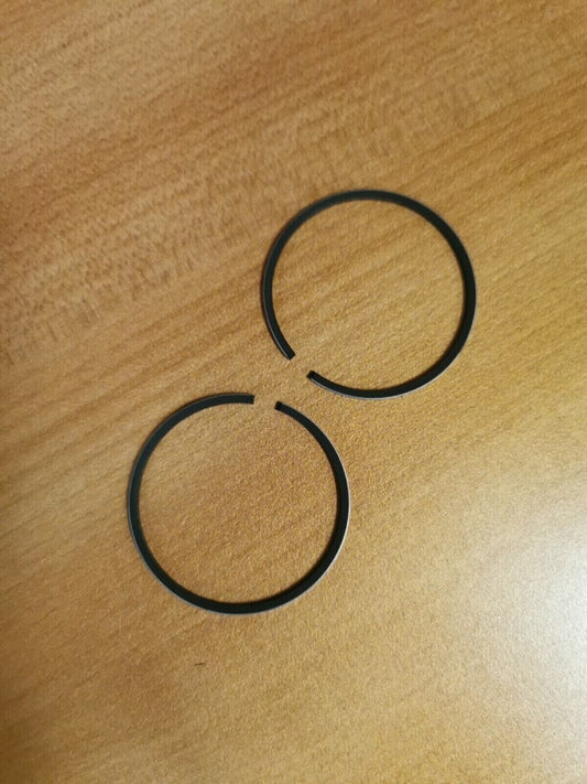 NOS YAMAHA RD125 PISTON RING SET STD 307-11601-01-00 Y48