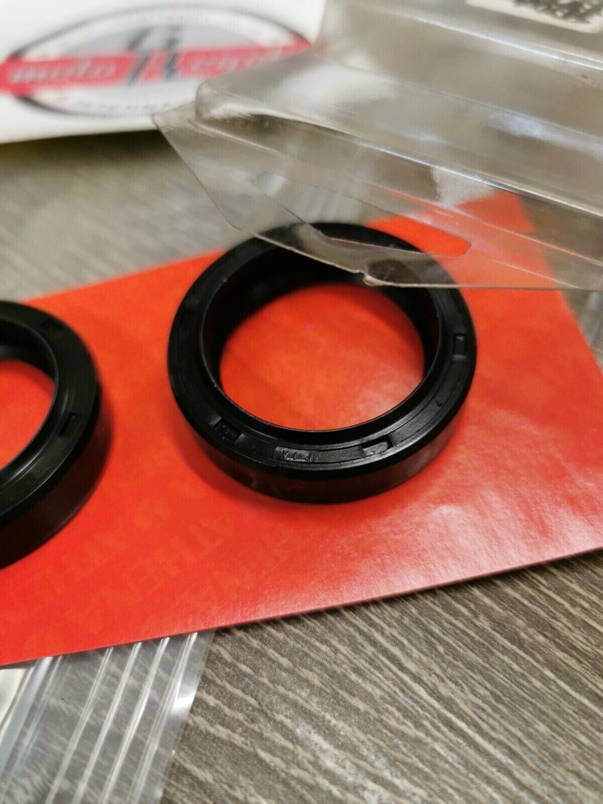 NOS ATHENA EX250F KZ550A XS850 XT225 Ninja 250R Fork Seals 37-7212 J35
