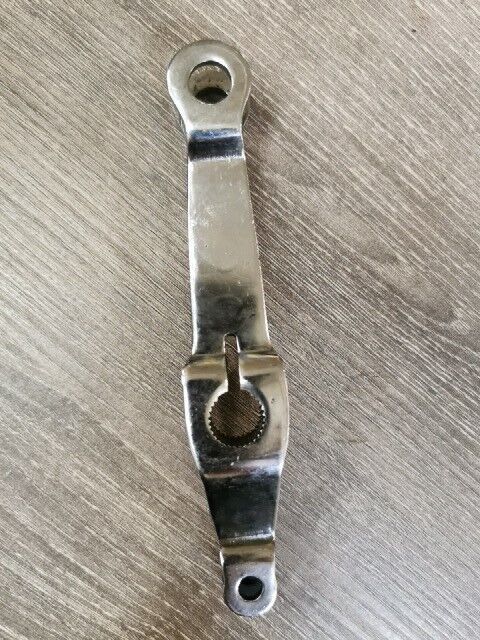 NOS BRIDGESTONE  GTR 350 GTO 350 FRONT BRAKE PANEL ARM LEVER A 7153-9000 B1