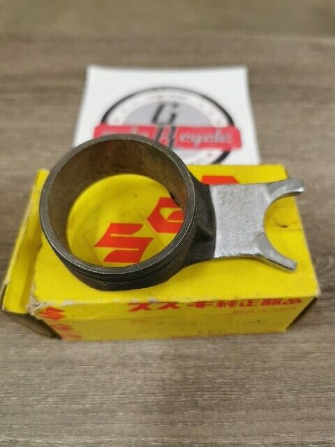 NOS SUZUKI T20 TC250 1965 - 1969 LOW SPEED GEAR SHIFTING FORK 25211-11000 S51