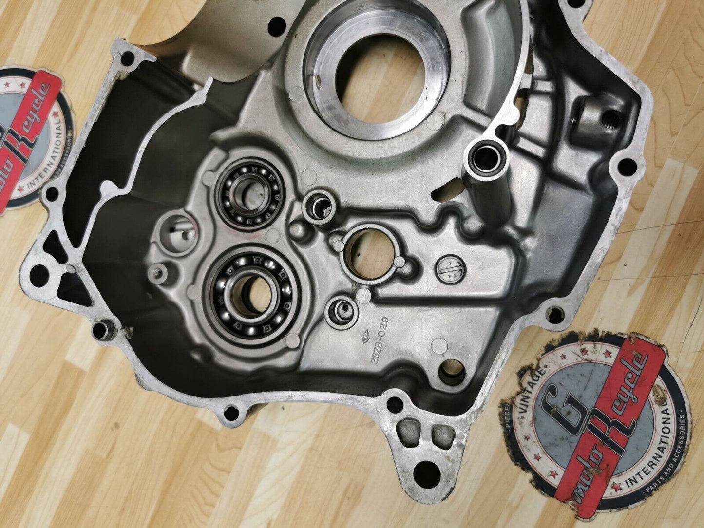 Suzuki DR350 1992 left crankcase crank case