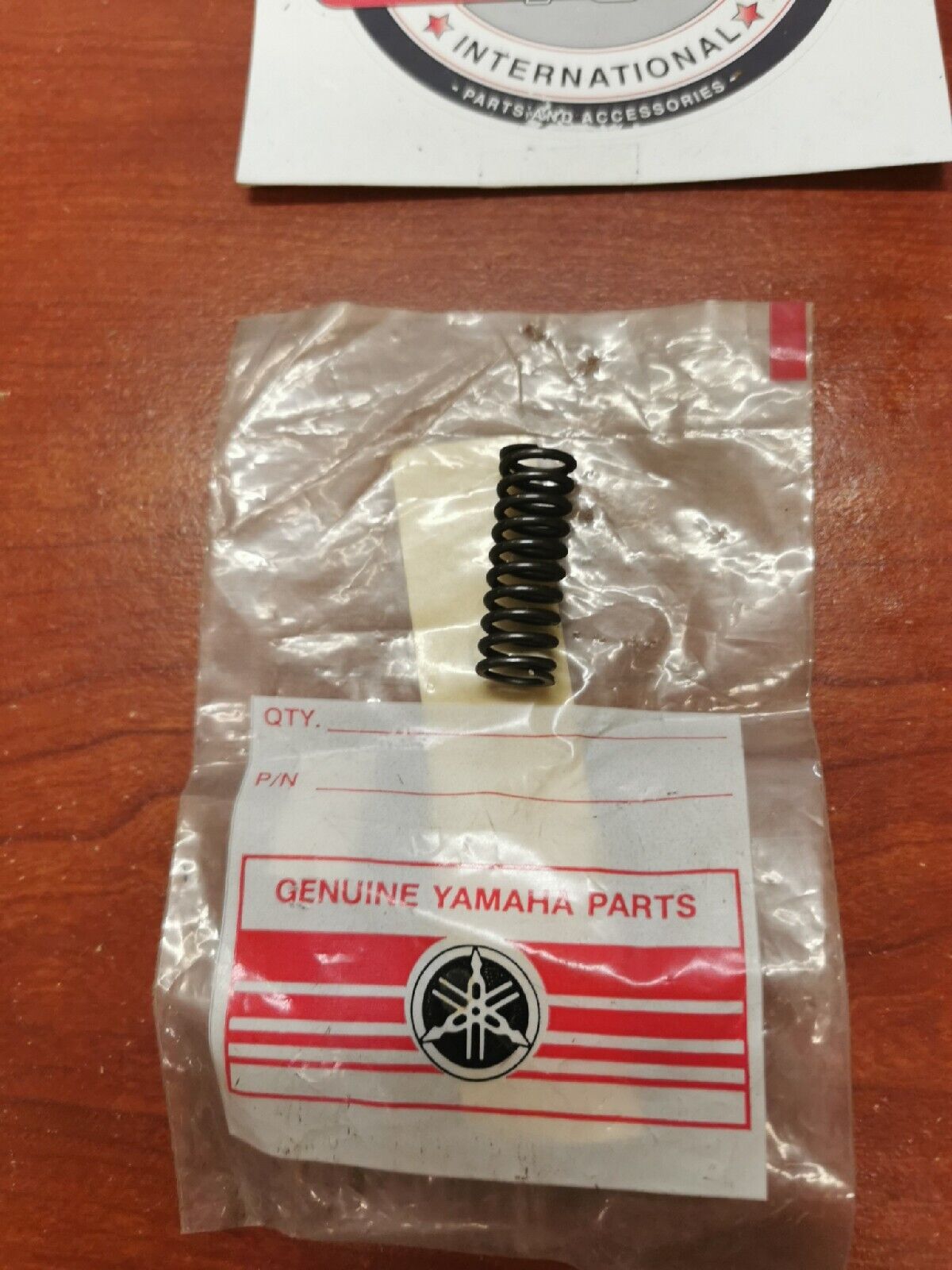 NEW NOS Yamaha COMPRESSION SPRING 90501-16491-00 Y68