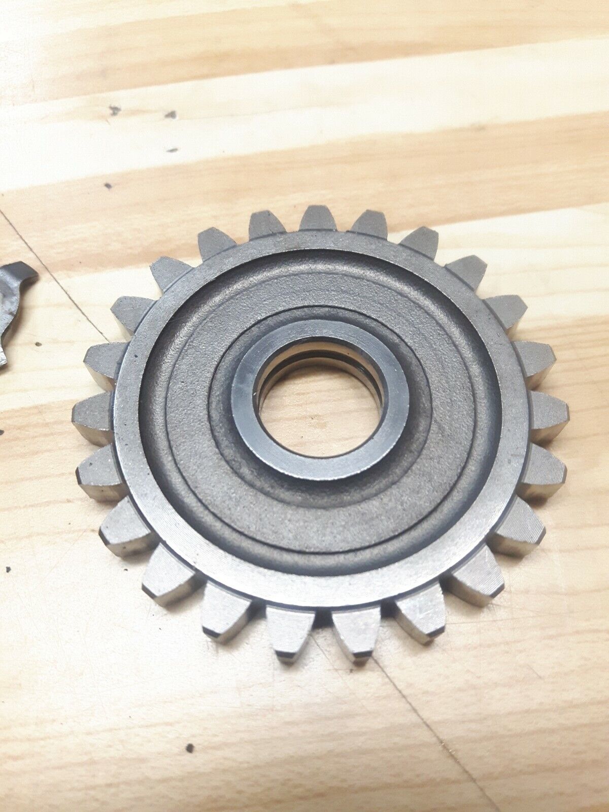 Honda CR80R 1990 kick starter kickstarter idle gear stopper plate 1986 - 2002