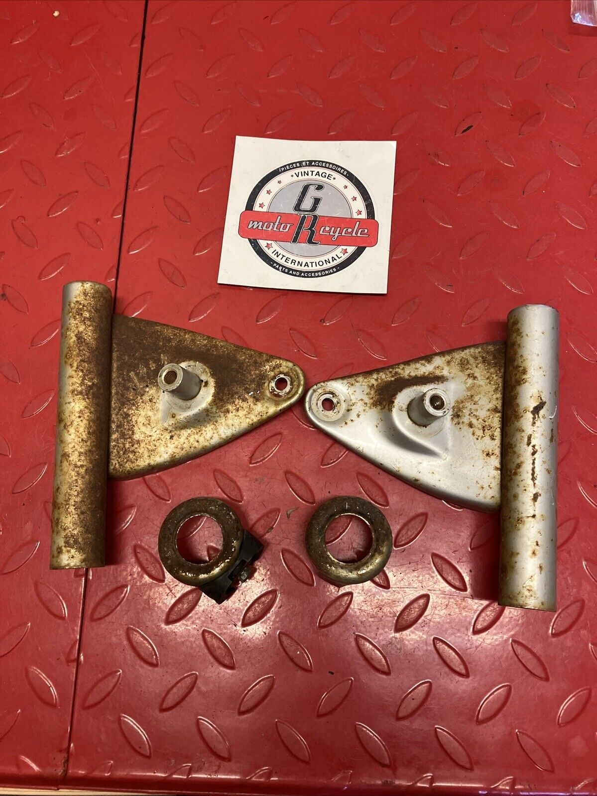 Suzuki RV90 1975 Front fork cover headlight bracket left right
