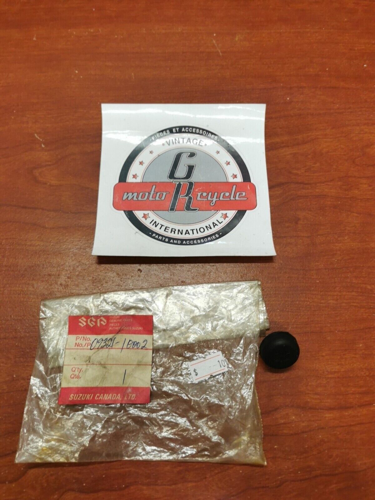 NOS Suzuki TL1000 FA50 FS50 T125 CUSHION (11.5X22X20) 09321-10002 S17