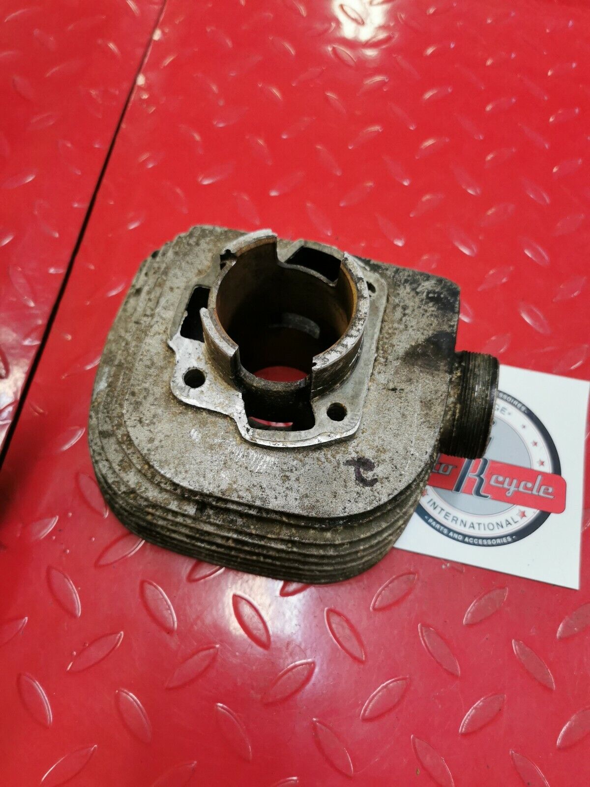Kawasaki A1 Samurai left side cylinder jug barrel 53.5mm T 2