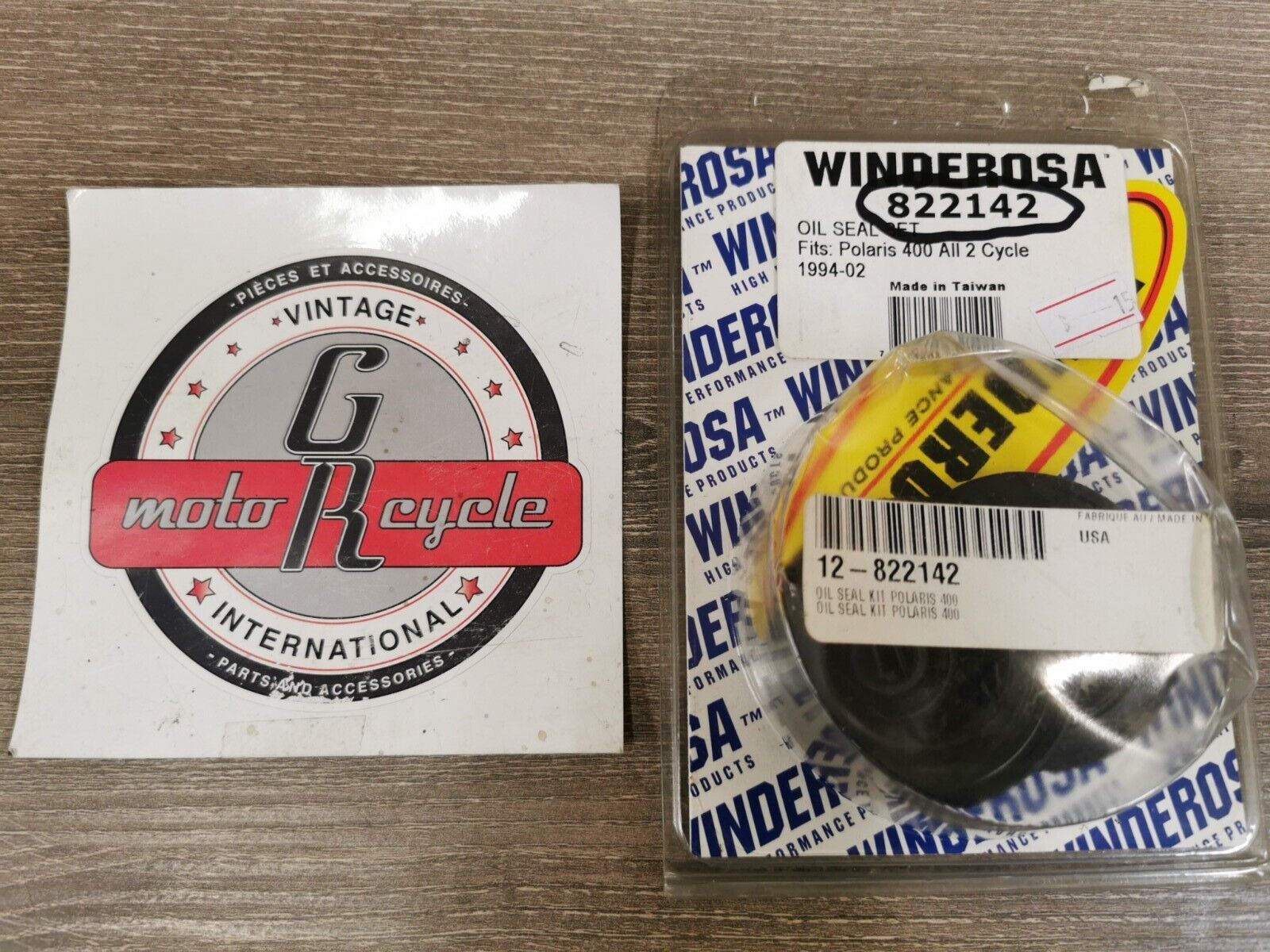 NOS WINDEROSA POLARIS 400 1994 - 2002 Oil  SEAL KIT 822142  J52