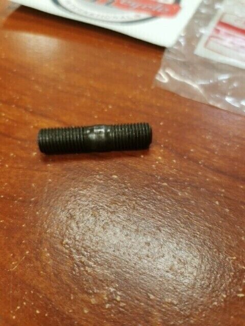 NOS Yamaha TX650 XS2 XS650 STUD BOLT 306-14651-00-00 SUB 90116-10195-00 Y154