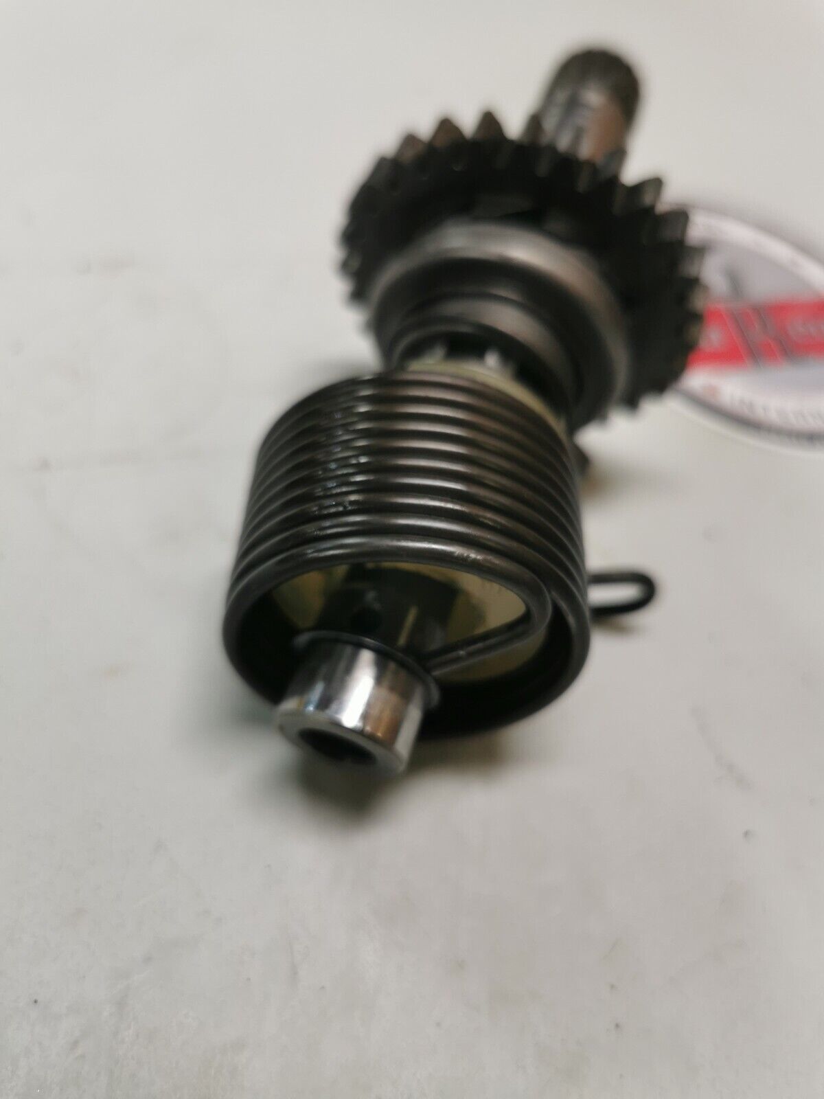 Suzuki PE175 1982 kickstarter kick starter spindle shaft gear 1983 1984