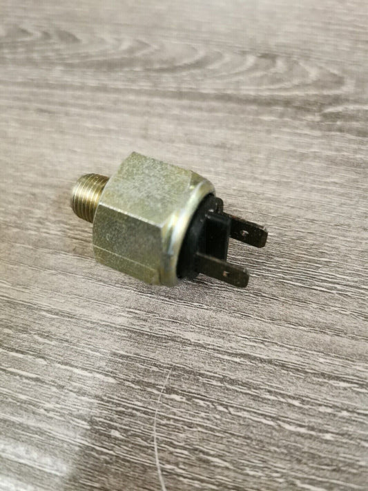 NOS Drag Specialties HARLEY Hydraulic Stoplight Switch 72023-51A J29