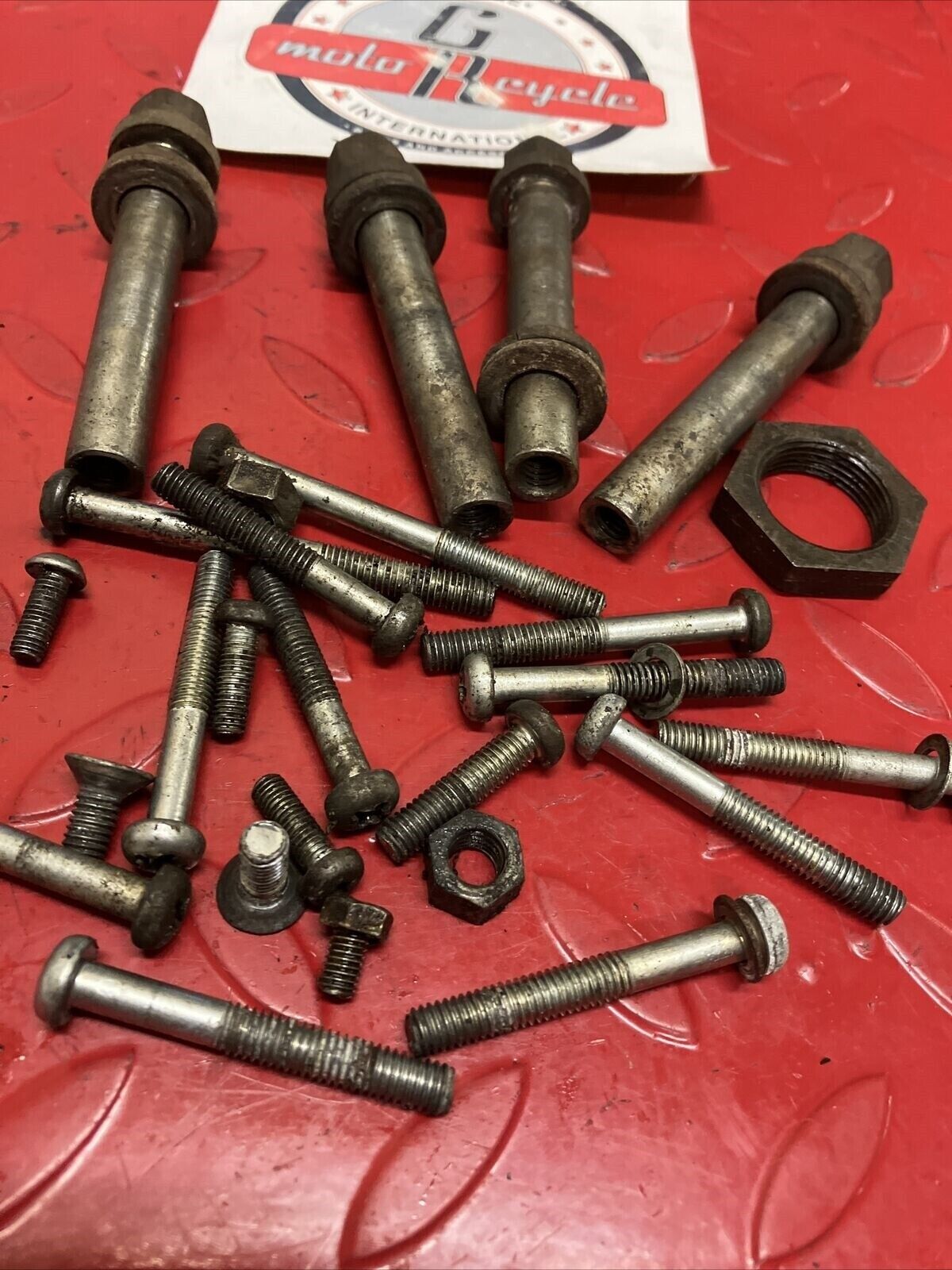 Suzuki TC125 1972 engine motor crankcase cover cylinder head hardware nut bolt