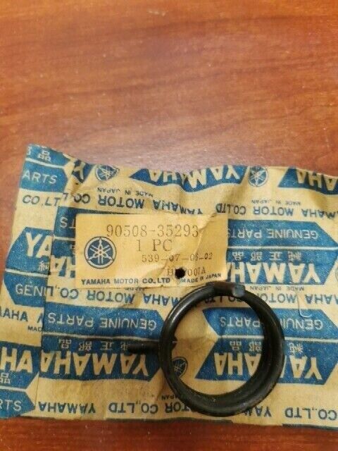 NOS Yamaha SRX440 SRX340 TORSION SPRING 90508-35293-00 Y115