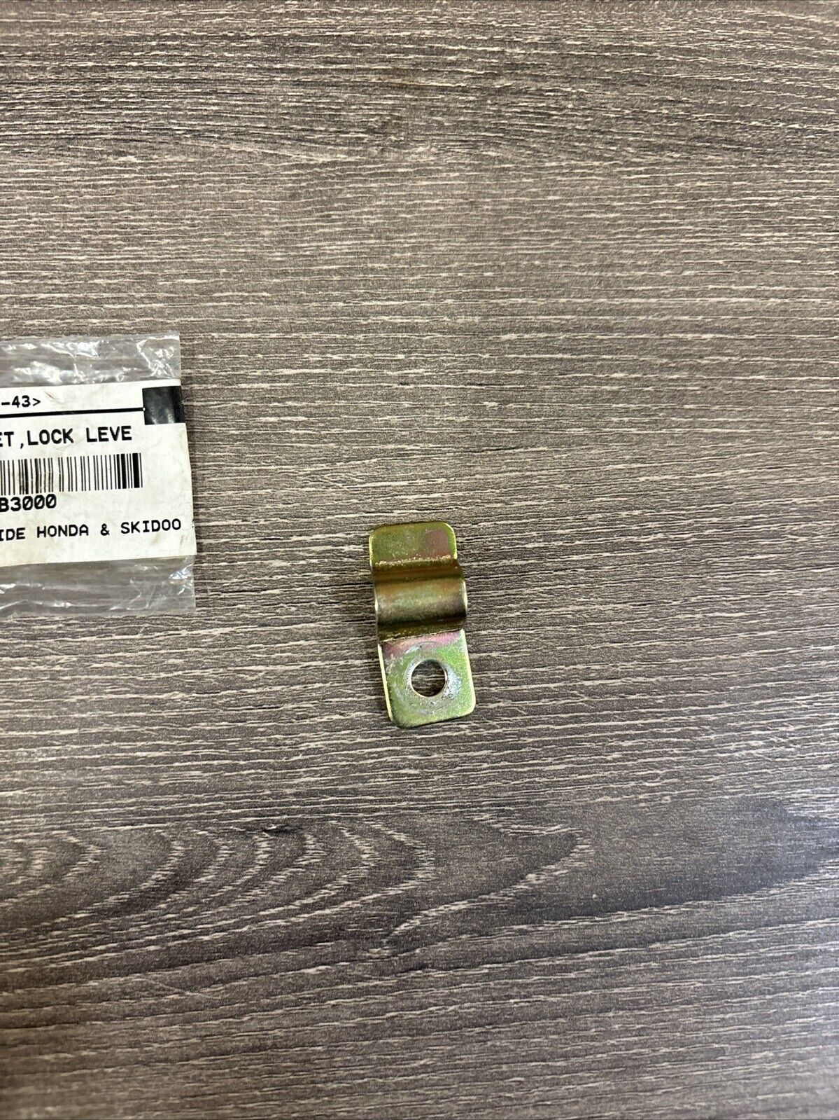 Honda CBR900RR TRX200SX TRX250 TRX300 LOCK LEVER BRACKET 77106-HB3-000 H131