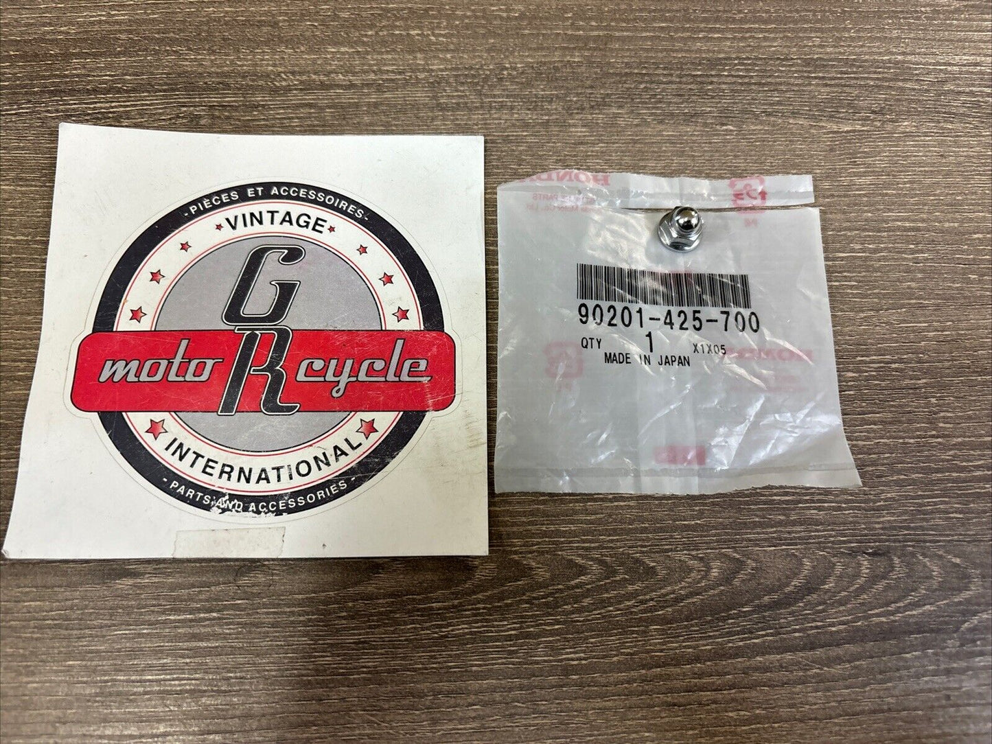 NOS Honda CB1300 A F CB600F CB900F CAP NUT 6MM 90201-425-700 H130