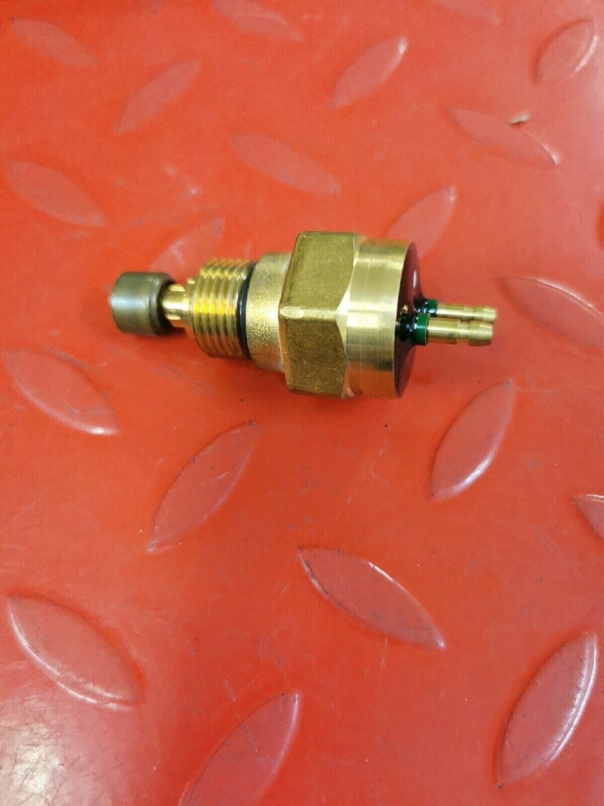 NOS HONDA GL1000 GL1200 1976 -1987 THERMOSTAT SWITCH 37760-MB9-000 H39