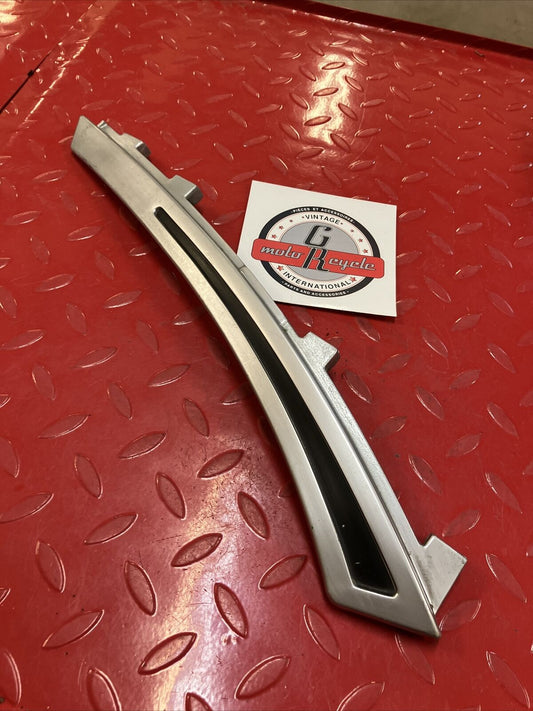 Yamaha XV500 1983 Virago 500 right seat trim mold