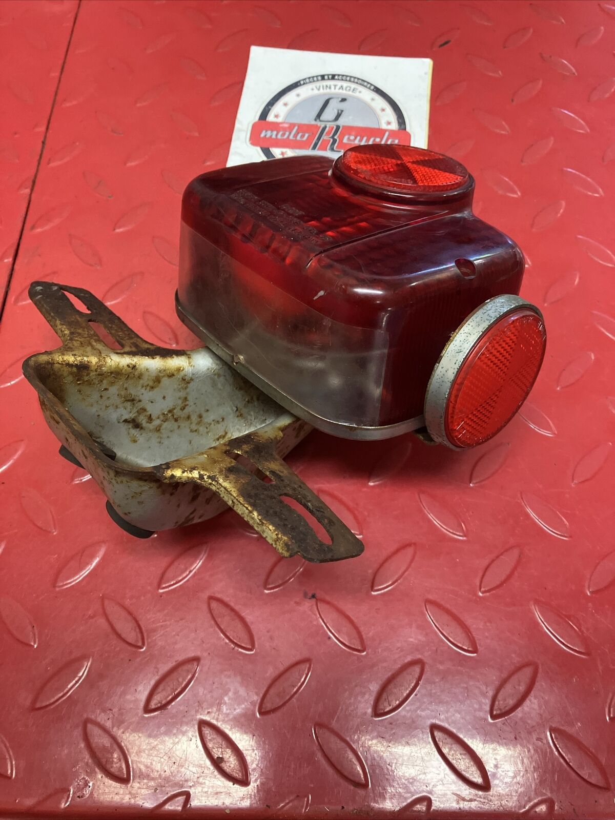 Suzuki RV90 1975 taillight tail light rear combination light