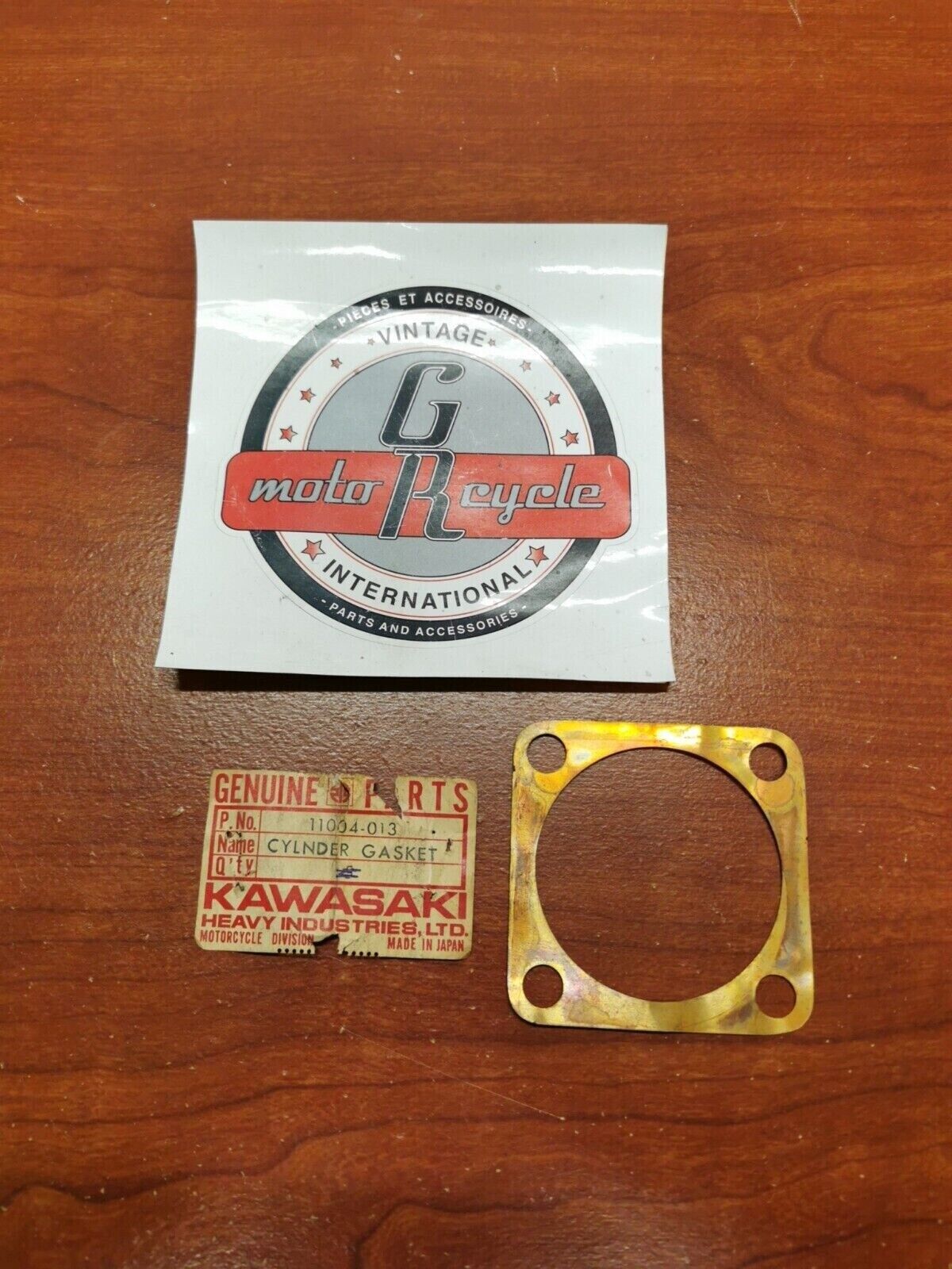 NOS Kawasaki 1967 - 1969 C2SS C2TR CYLINDER HEAD GASKET 11004-013 K36