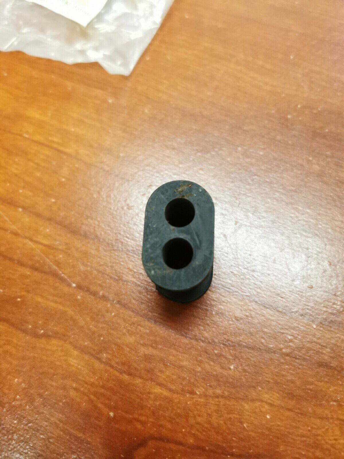 NOS Yamaha ET340 EC340 ET400 ET300 CS340 GROMMET 1 8W6-82355-00-00 Y96