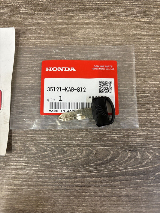 NOS Honda CH125 CH250 SFX50 SK50M BLANK KEY NO.1 35121-KAB-812 H138