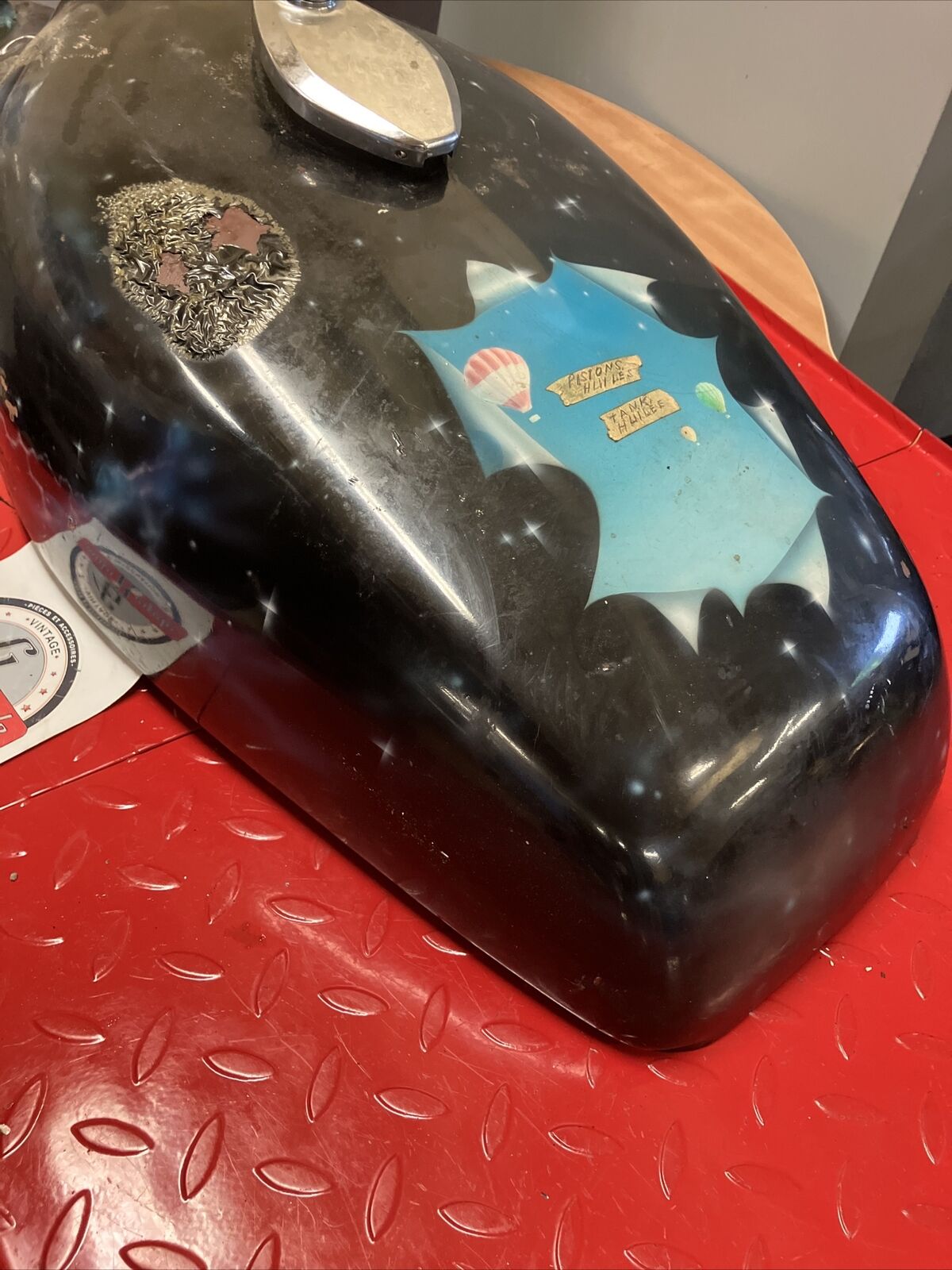 Kawasaki KZ650 1978 Fuel tank gas petrol reservoir 1977 1979