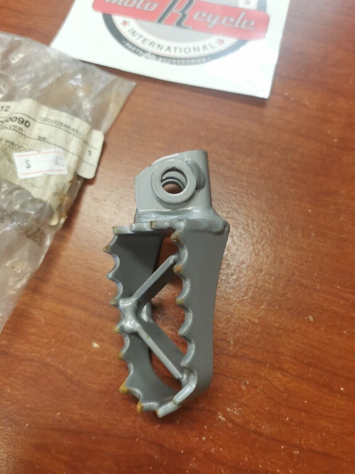 NOS KTM 50SX 540SX 60SX 620SX FOOT REST R/S SILVER '98 5460314000090 KT3