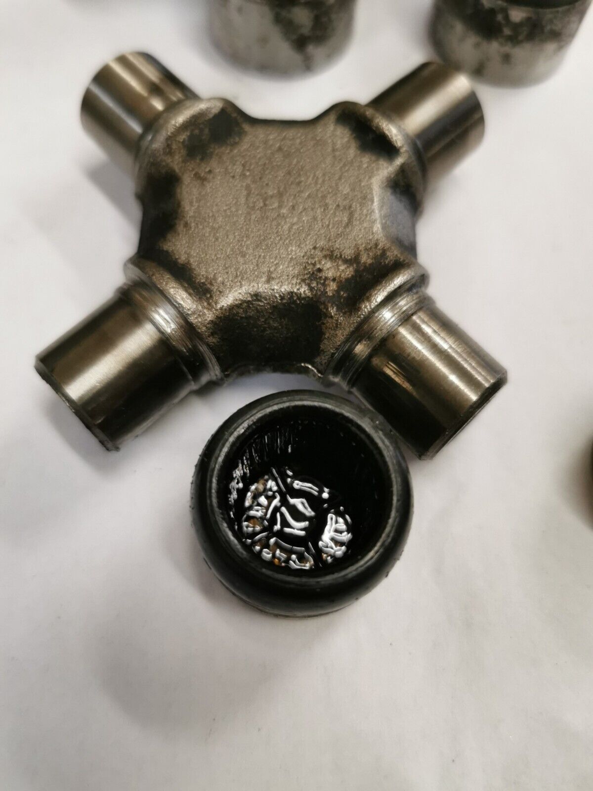 NOS MOOG FORD RANGER  UNIVERSEL JOINT REAR 430 J32