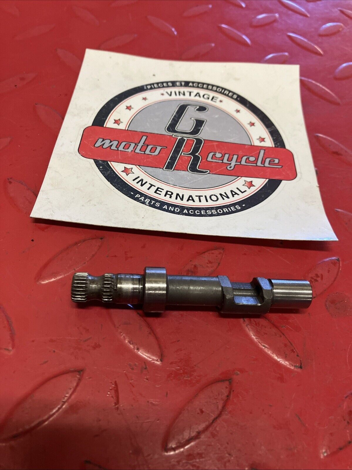 Suzuki RM125 1983 clutch actuator release cam arm shaft 1982 1984 1981 1985