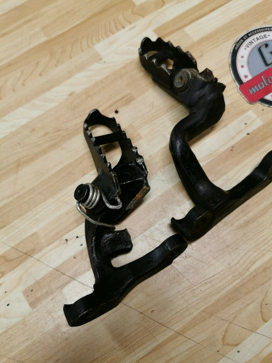 Honda XR250R 1984 Footpeg footrest foot peg rest step XR200R 50610-KK0-000ZA