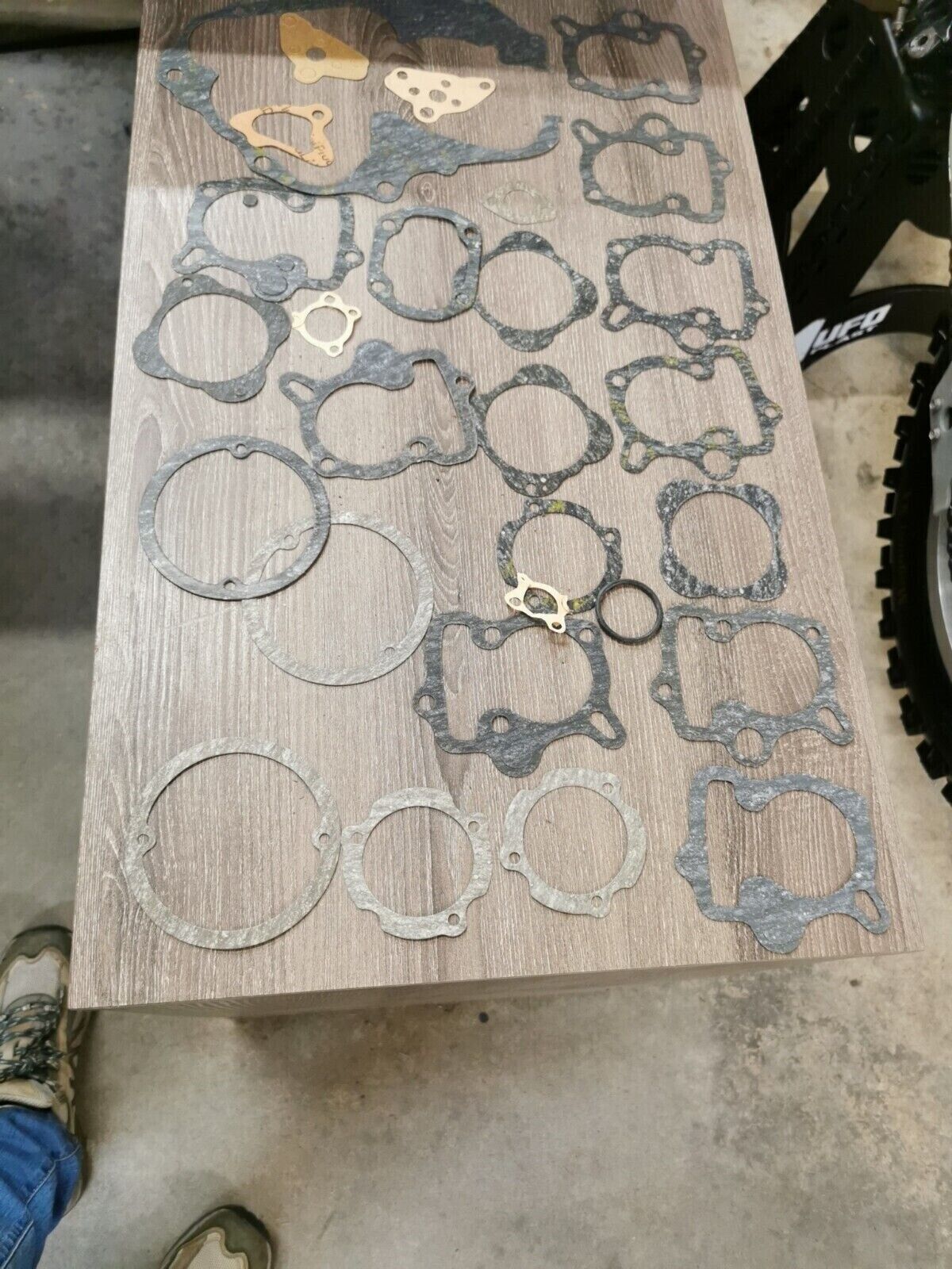 NOS VESRAH C70 CL70 1969 - 1979 INCOMPLETE GASKET KIT VG-112 /512 J46