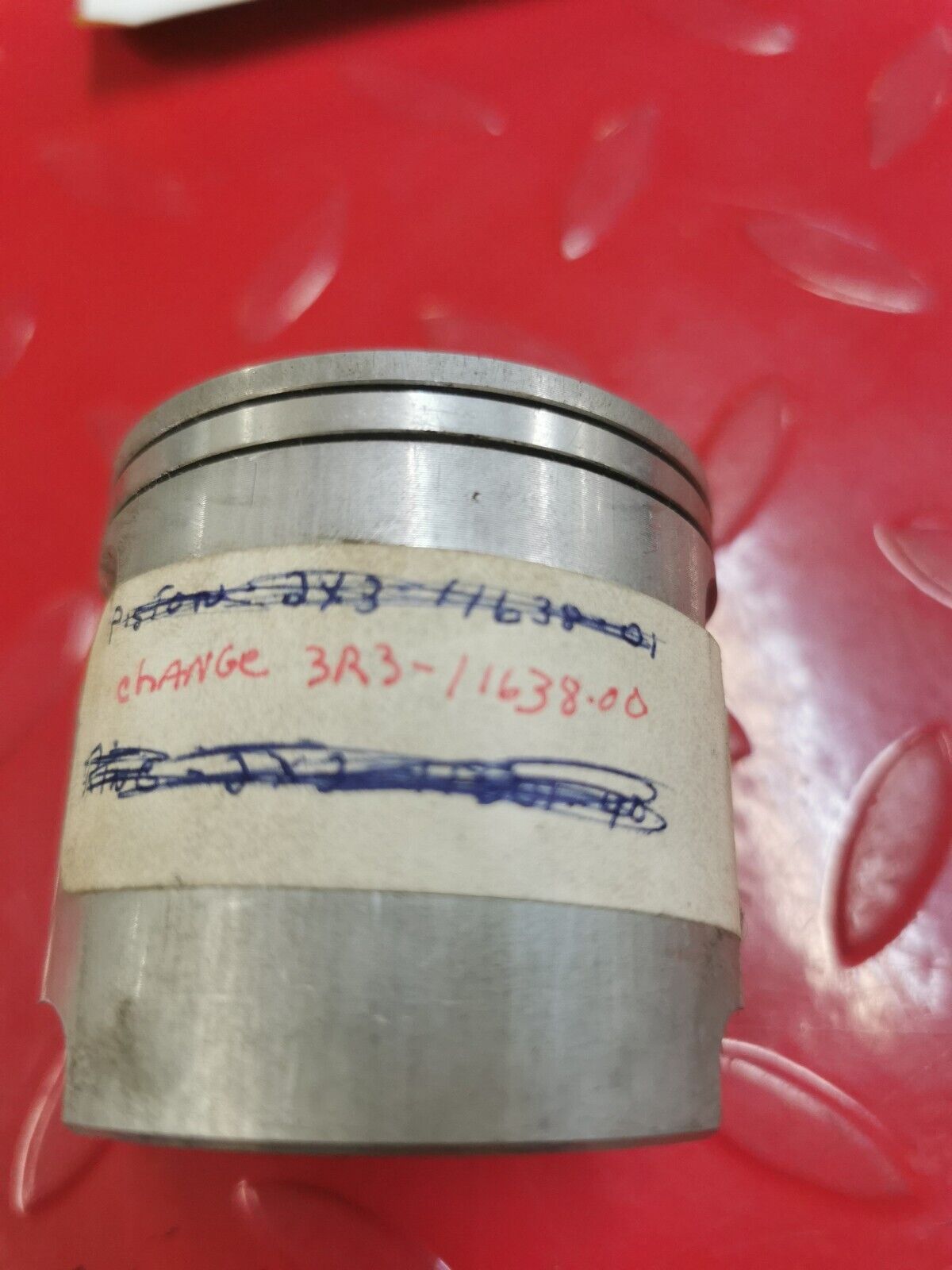 NOS YAMAHA YZ125 1978 -1980 PISTON 4 O/S 1.00 (4TH O/S 1.00) 3R3-11638-00-00 Y27