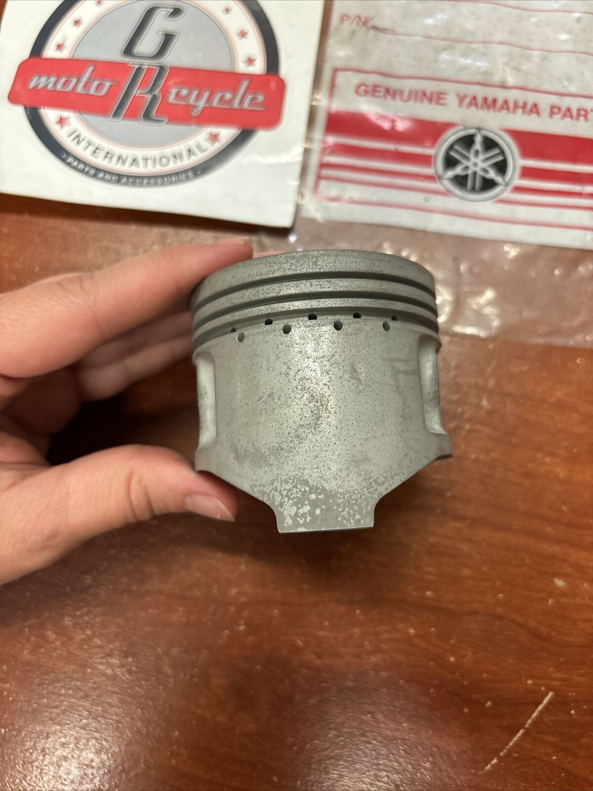 NOS Yamaha 1976 1977 XS360 PISTON O/S 0.25 1L9-11635-00-00 Y176
