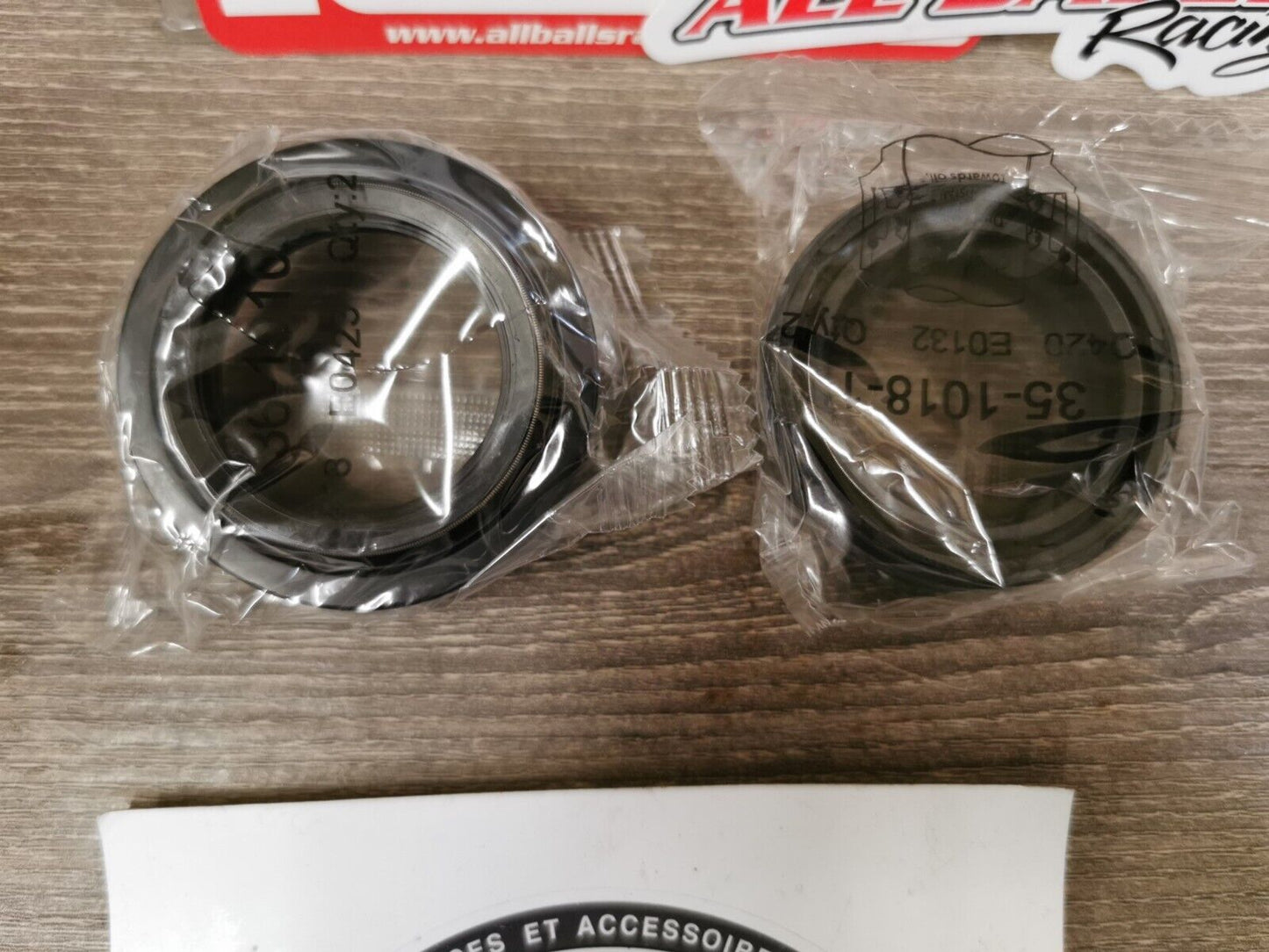 NOS ALL BALLS CB300F CB550SC CBR250R CR85R FORK AND DUST SEAL KIT 56-123 J52