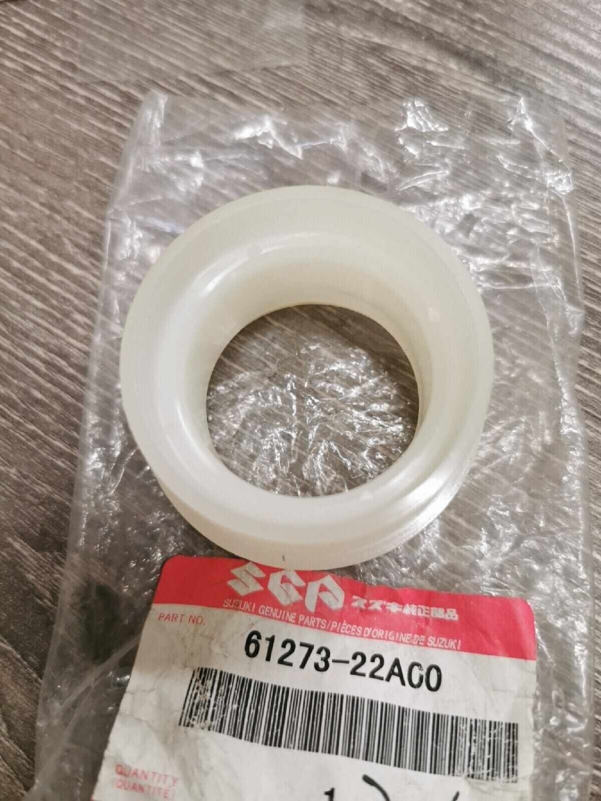 NEW NOS SUZUKI CHAIN GUARD 61273-22A00 S11