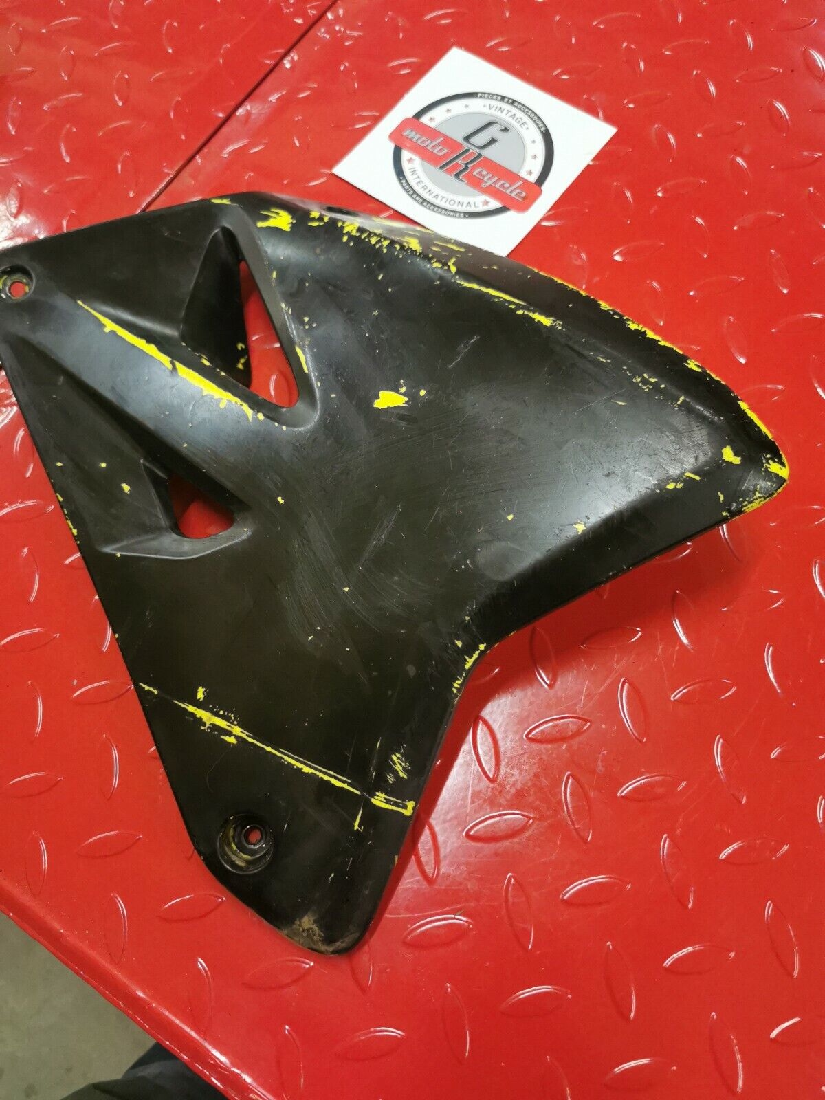 Suzuki RM250 2003 right side fuel tank radiator cover shroud RM125 2002 2004