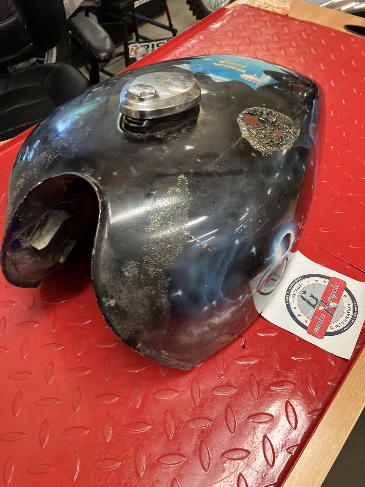 Kawasaki KZ650 1978 Fuel tank gas petrol reservoir 1977 1979