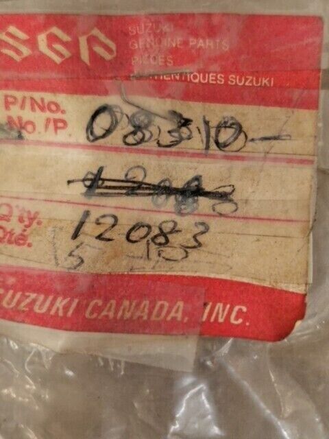NOS SUZUKI GN125ET DR125SE GS300L GS550ESF GS550L SP125 NUT 08310-12083 S36