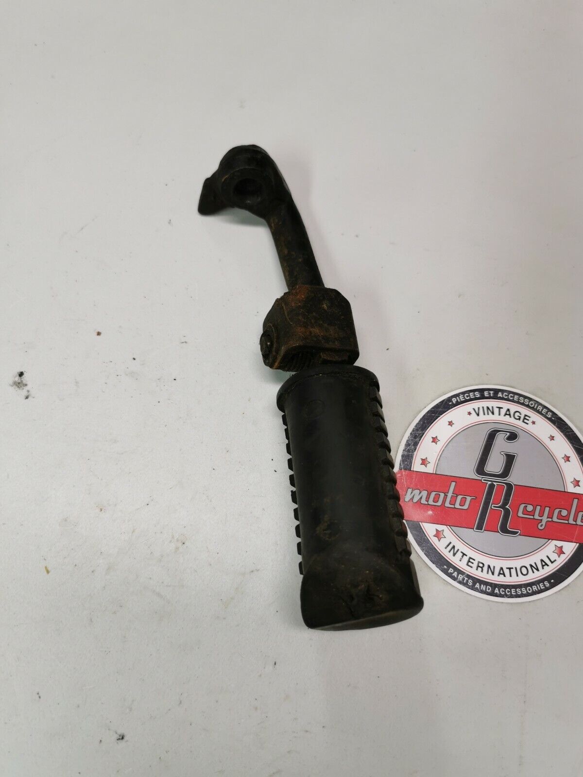 Honda CB750F 1978 front right left footpeg footrest peg step 50630-410-000 1977