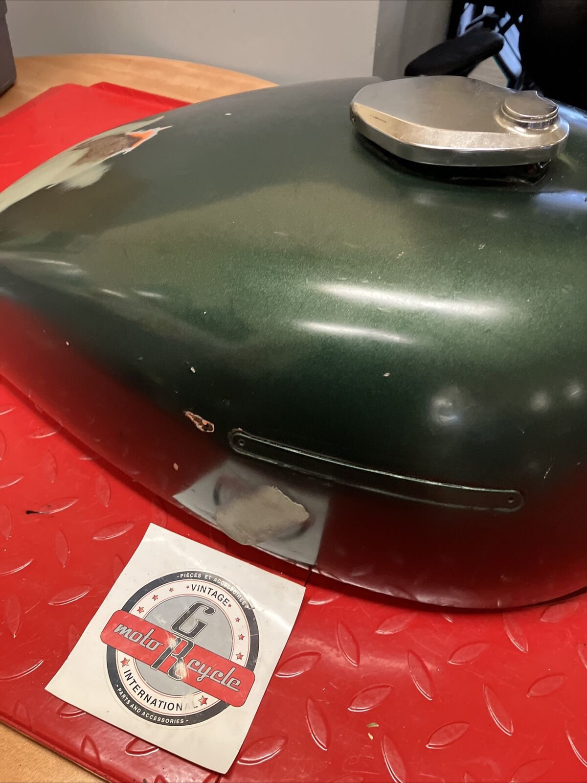 Kawasaki KZ1000 1977 1978 Fuel tank gas petrol reservoir