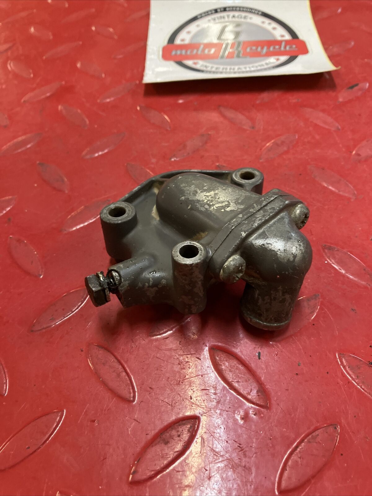 Suzuki RM125 1993 waterpump water pump cover housing