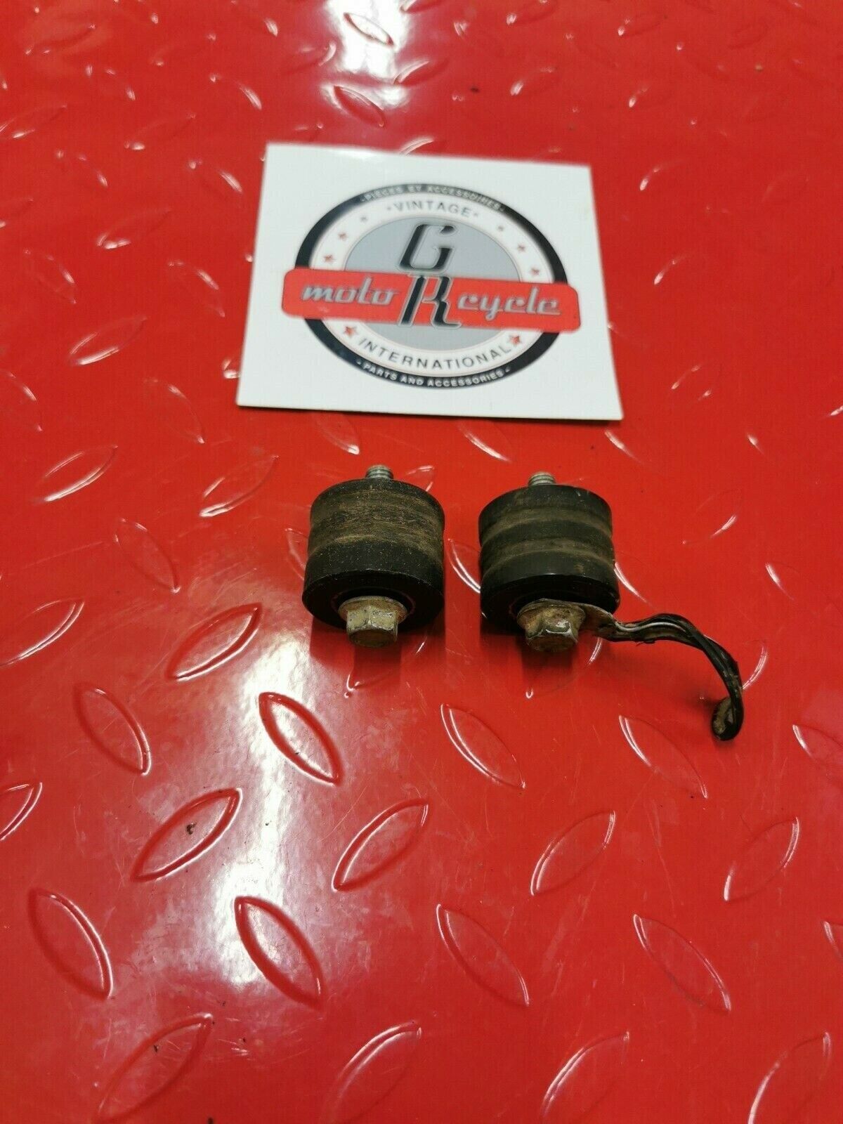 Suzuki RM250 2003 chain rollers